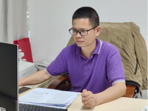 书记TALK②丨以“红色引擎”驱动“碧水清流”，，，，，，，，解锁净水厂的“红色智水密码”